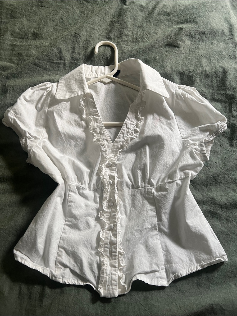 Cider White Ruffle-Front Collared Button-Down Top